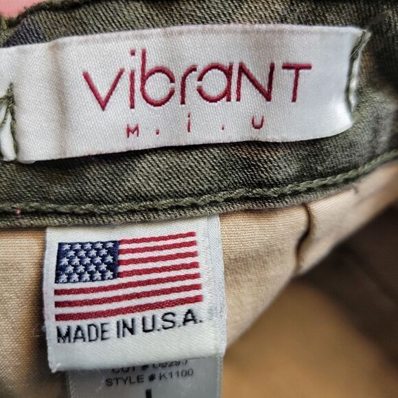 Vibrant Distressed Camo Mini Skirt Vintage Y2K Fringe Detail Bodycon - Picture 8 of 12